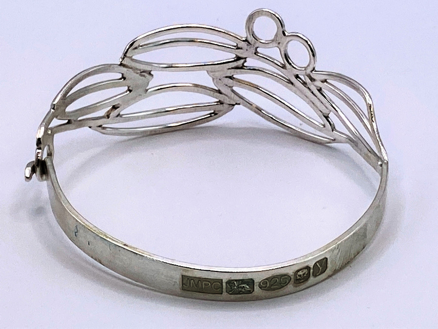 hand forged hallmarked silver sterling bracelet with leaf design